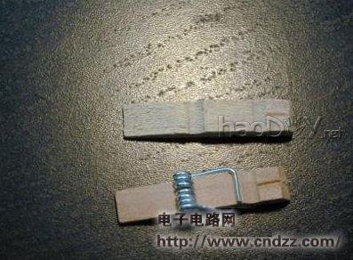 旧手机改造成会走的蟑螂小强