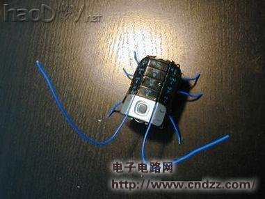 旧手机改造成会走的蟑螂小强