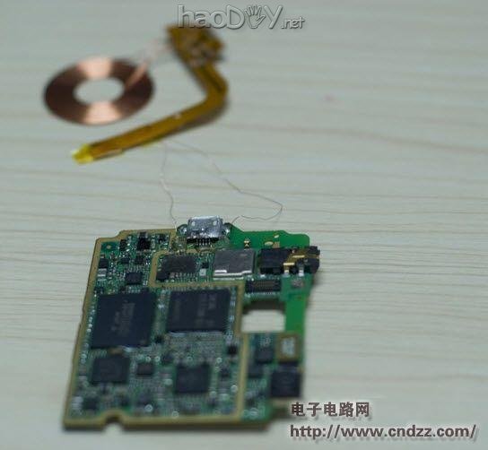 如此改造,华为D1能无线充电,再也无需数据线(附改造过程,演示
