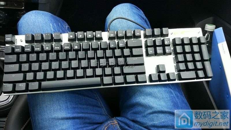 机械键盘,改造无线,打造一把屌丝价格的高端键盘 机械键盘,改造无线,打造一把屌丝价格的高端键盘|创意DIY - 数