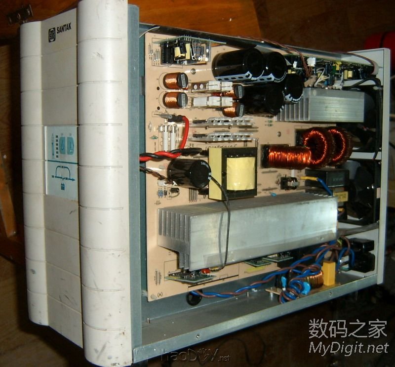 DIY的土鳖太阳能发电,用了3年蓄电池又该换了,悲催~~多图网慢慎