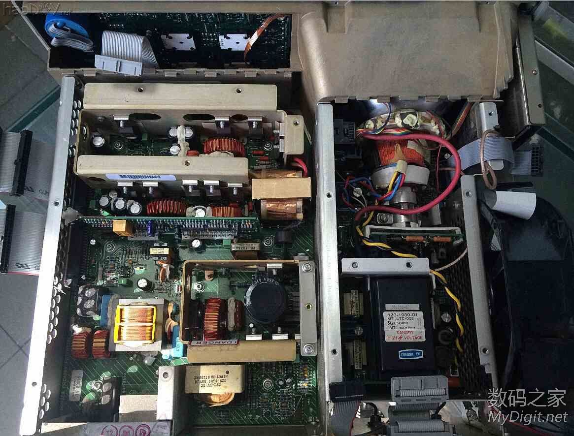 泰克数字示波器内置彩色CRT更换液晶屏图解(Tektronix TDS754C) 泰克数字示波器内置彩色CRT更换液晶屏图解(Tektronix TDS754C