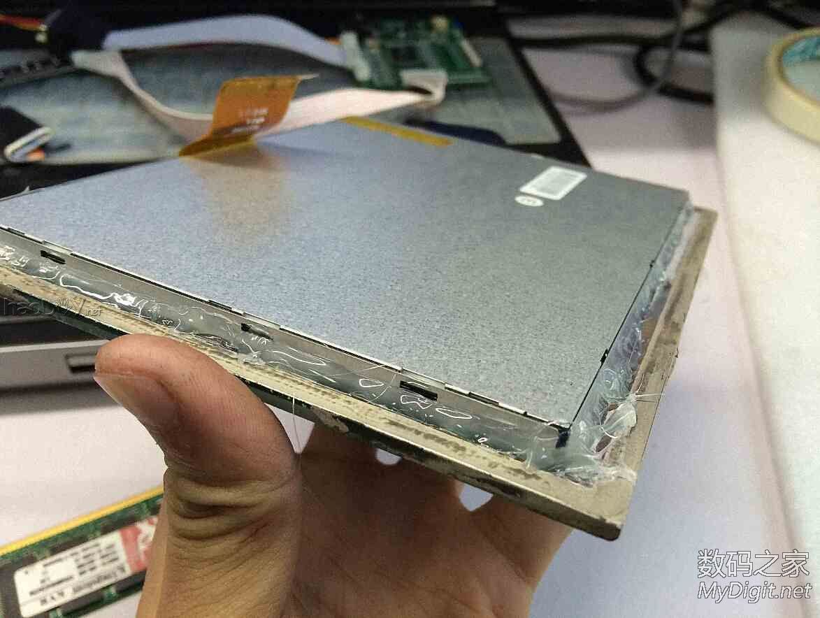 泰克数字示波器内置彩色CRT更换液晶屏图解(Tektronix TDS754C