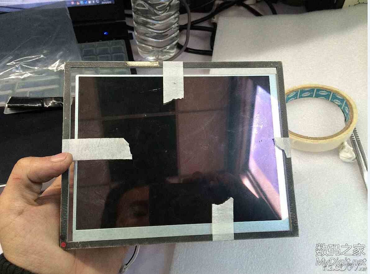 泰克数字示波器内置彩色CRT更换液晶屏图解(Tektronix TDS754C