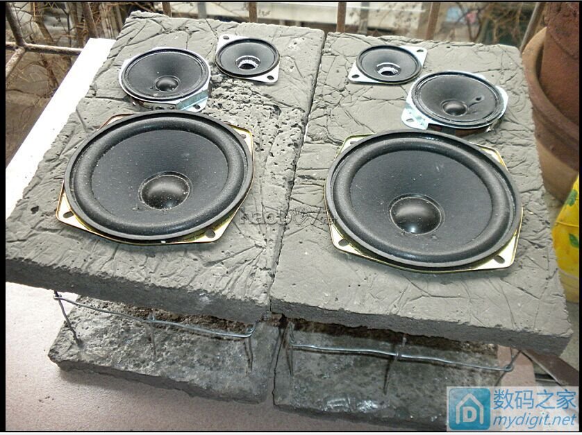 历时436天终于完成的413张图:混凝土音箱和主机,全网首发