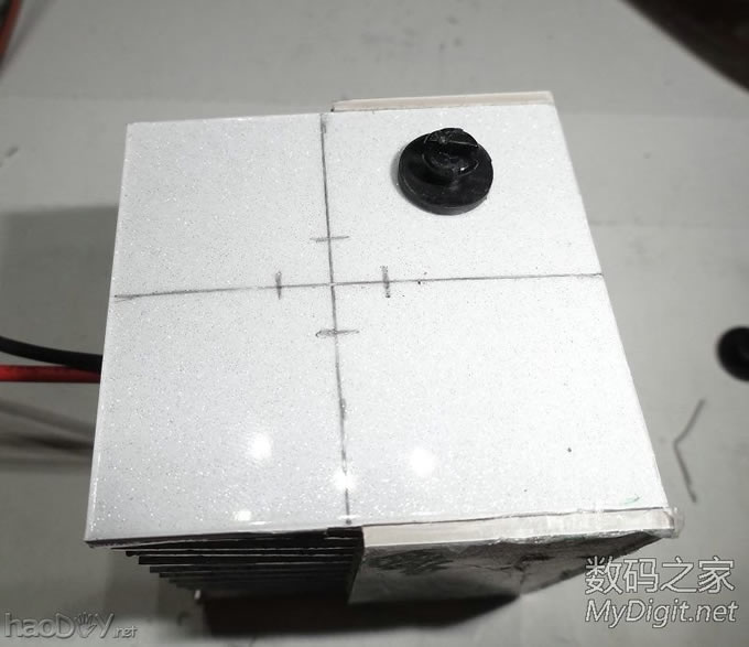 『MM DIY』一堆鸡肋的东西组合成个应急灯 『MM DIY』一堆鸡肋的东西组合成个应急灯