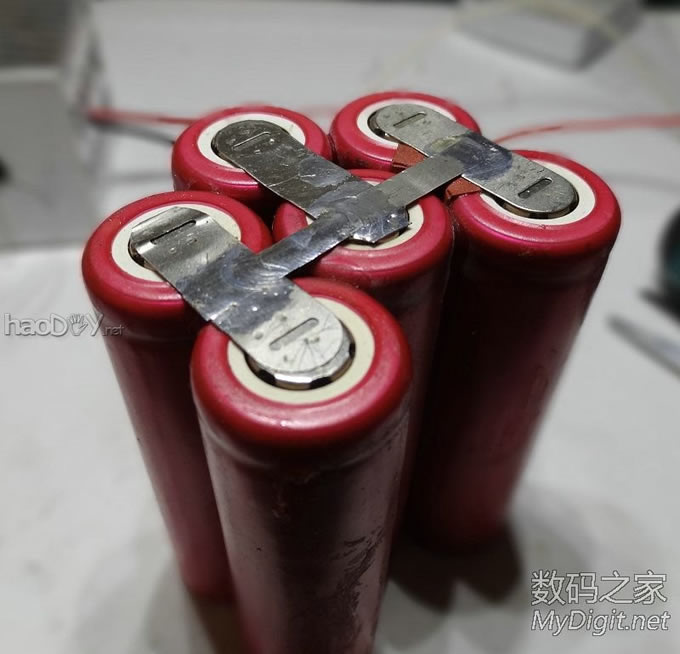 『MM DIY』一堆鸡肋的东西组合成个应急灯