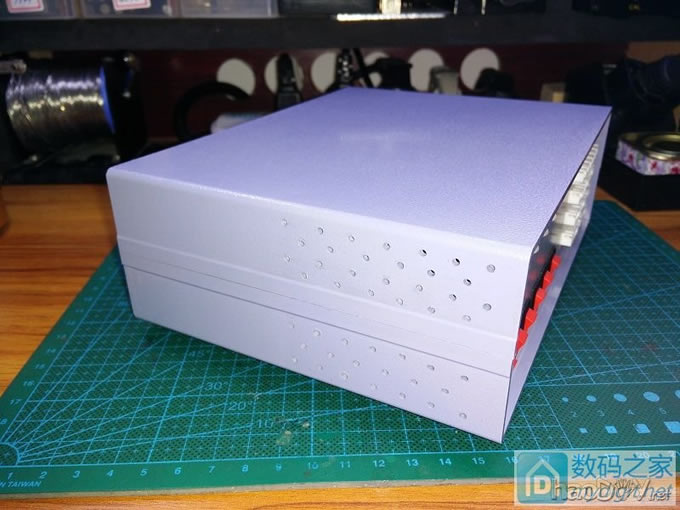 自制锂电池充电器:DIY“6路平衡充”