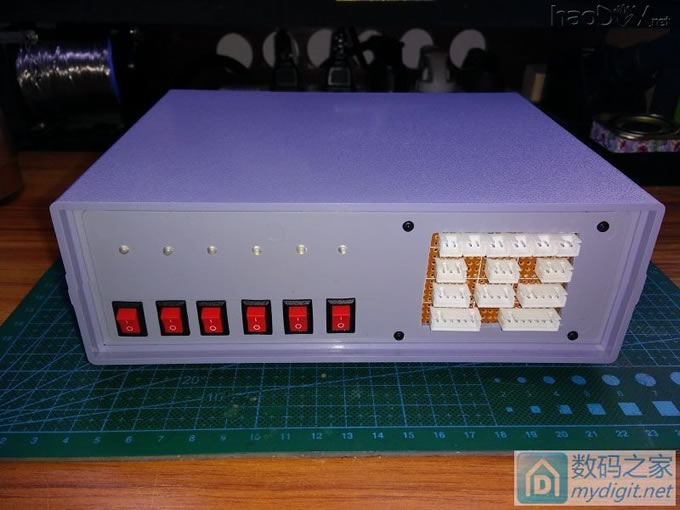 自制锂电池充电器:DIY“6路平衡充”