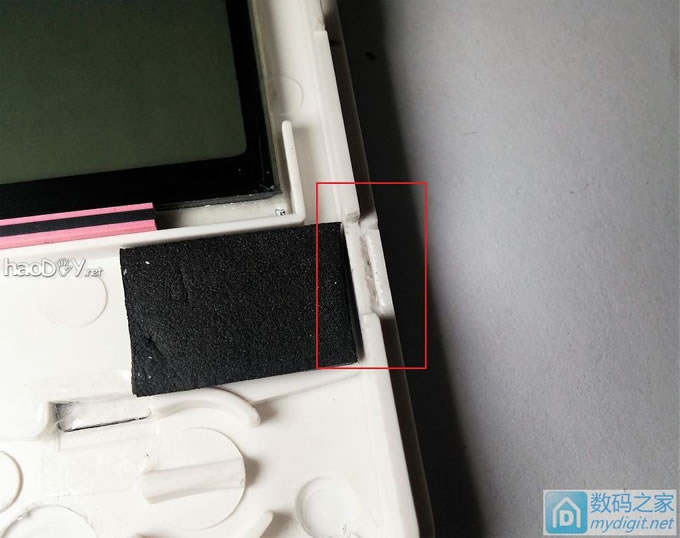 家用双探头数字温湿度计增加红外感应光控背光功能