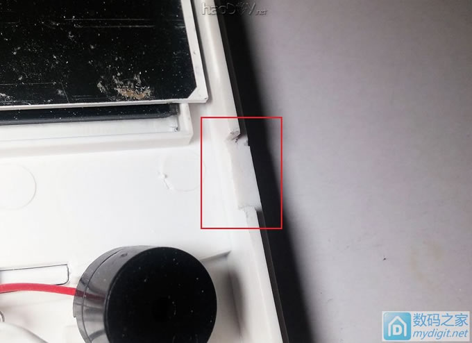 家用双探头数字温湿度计增加红外感应光控背光功能