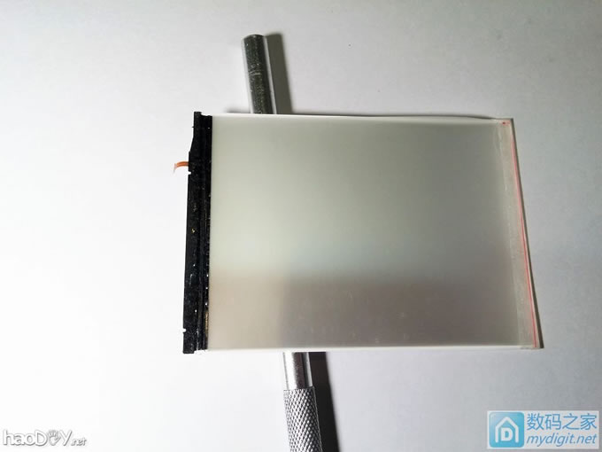 家用双探头数字温湿度计增加红外感应光控背光功能 家用双探头数字温湿度计增加红外感应光控背光功能