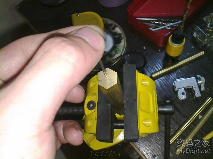 历时三个月,打造论坛最小锂电螺丝刀 历时三个月,打造论坛最小锂电螺丝刀