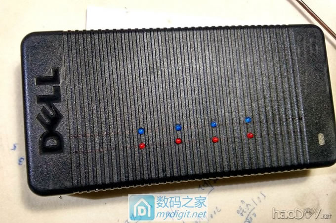 用索尼4.2V电源适配器DIY的4S平衡充