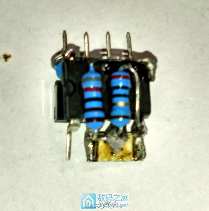 用索尼4.2V电源适配器DIY的4S平衡充