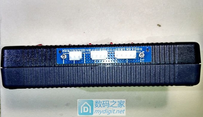 用索尼4.2V电源适配器DIY的4S平衡充