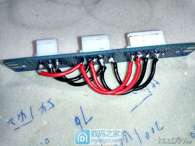 用索尼4.2V电源适配器DIY的4S平衡充