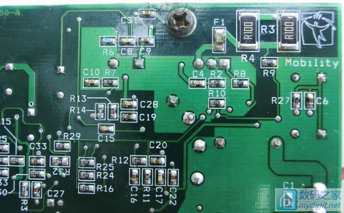 IBM车载笔记本升压电源改输出电压,附电路图,值得参考 IBM车载笔记本升压电源改输出电压,附电路图,值得参考