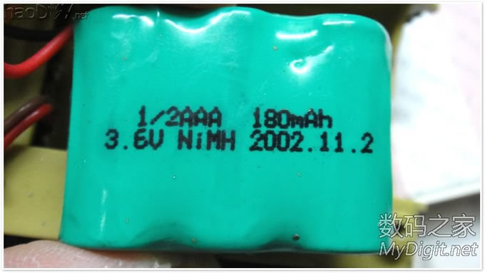 接楼上 『小七DIY』迷你蓝牙小坦克,支持重力感应哦!