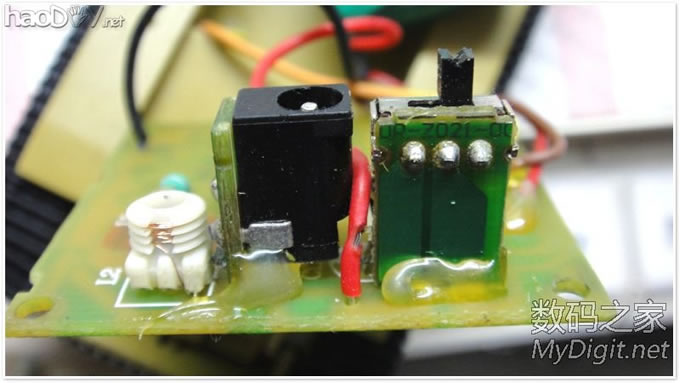 接楼上 『小七DIY』迷你蓝牙小坦克,支持重力感应哦!