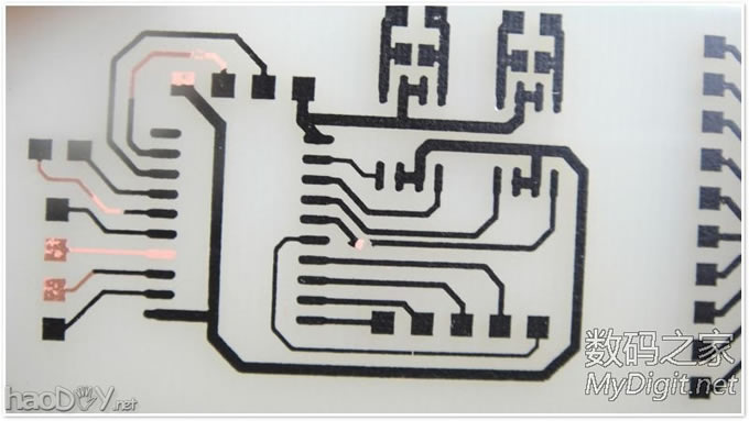 接楼上 『小七DIY』迷你蓝牙小坦克,支持重力感应哦!