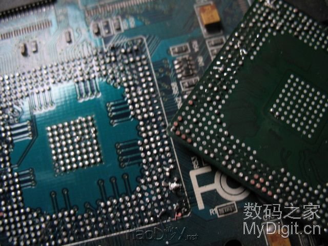 一塌糊涂,新手新手,第一次嘛 用电吹风DIY一支强力“热风枪” 吹下零件一大堆