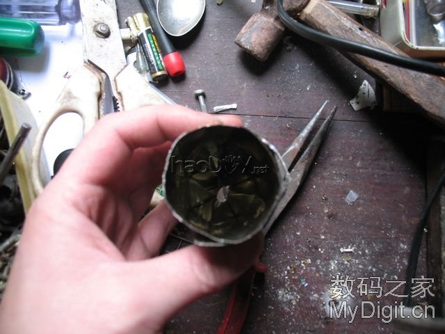 内部 用电吹风DIY一支强力“热风枪” 吹下零件一大堆