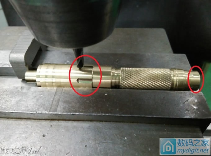 9 仿造数码之家22合一工具手柄 - 土豪金黄铜版(附加工全过程)