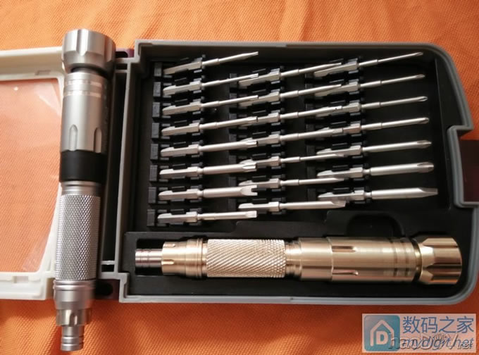 44 仿造数码之家22合一工具手柄 - 土豪金黄铜版(附加工全过程)