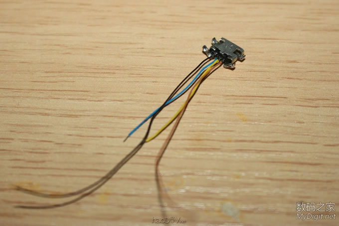 ΢ZUNEװMiocrUSBӿڣƷ߽ӿڸͨUSBӿ