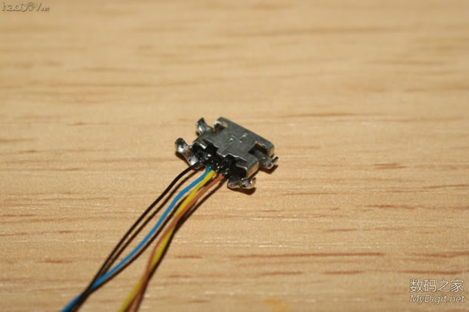 ΢ZUNEװMiocrUSBӿڣƷ߽ӿڸͨUSBӿ