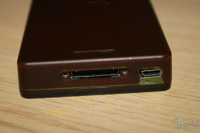 ΢ZUNEװMiocrUSBӿڣƷ߽ӿڸͨUSBӿ