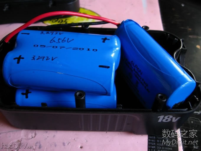 磷酸铁锂6S平衡充电器终于完工,历时9个月,制作过程够曲折蛋疼