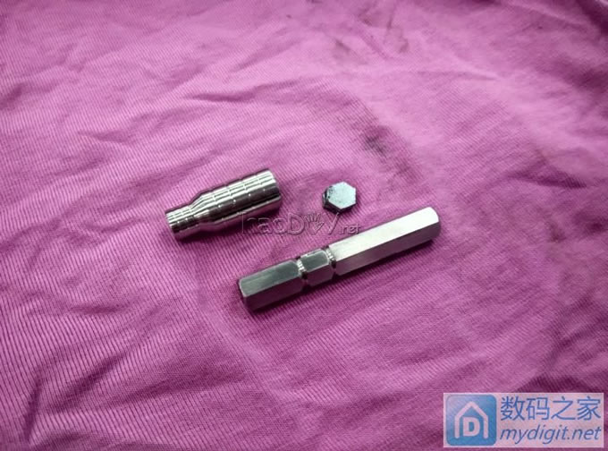 DIY打造锂电钻延长杆批头套筒,亦可当螺丝刀延长杆!
