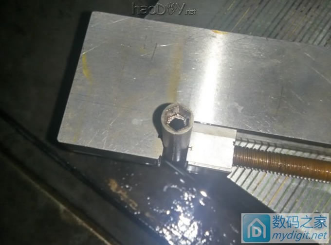 DIY打造锂电钻延长杆批头套筒,亦可当螺丝刀延长杆! DIY打造锂电钻延长杆批头套筒,亦可当螺丝刀延长杆!