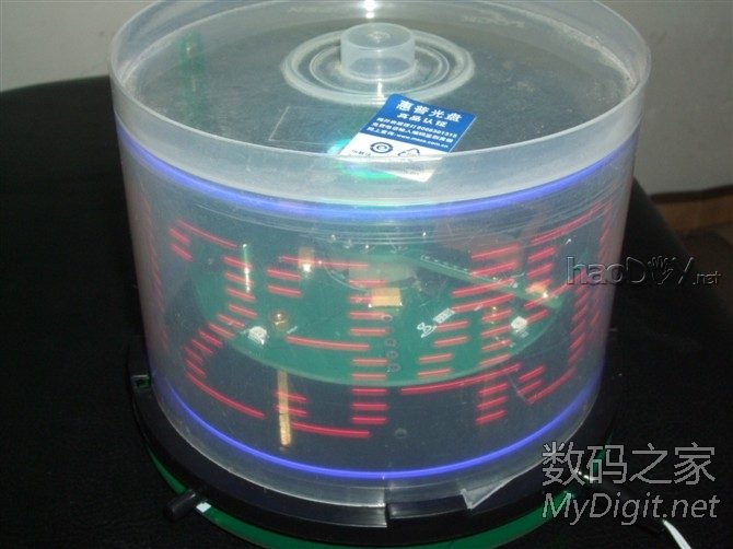 VOP旋转LED显示屏DIY设计与制作(添加旋转供电原理与实物图) VOP旋转LED显示屏DIY设计与制作(添加旋转供电原理与实物图)