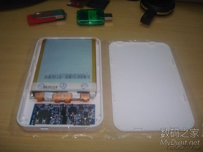 想要漂亮付出的代价!DIY 6500mAh“iPod”移动电源 想要漂亮付出的代价!DIY 6500mAh“iPod”移动电源