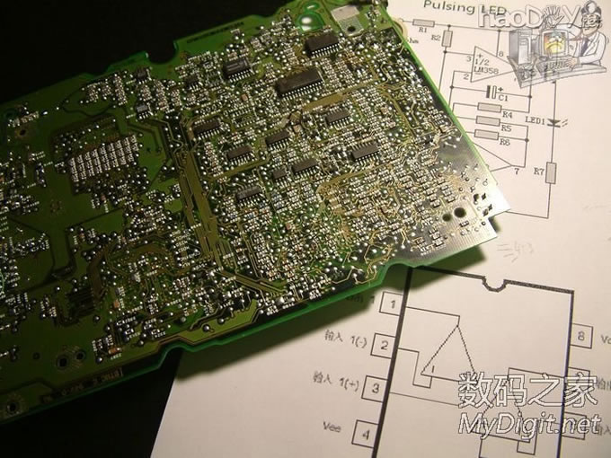 全部拆机贴片元件搭桥超mini呼吸灯,可能全论坛最小呼吸灯? 全部拆机贴片元件搭桥超mini呼吸灯,可能全论坛最小呼吸灯?