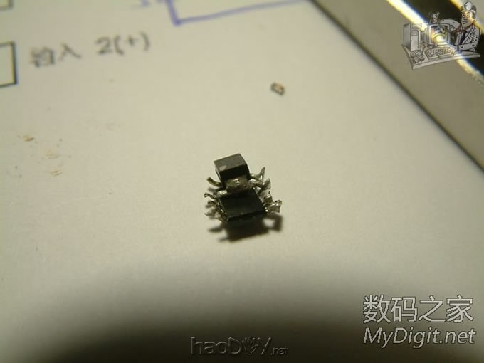 全部拆机贴片元件搭桥超mini呼吸灯,可能全论坛最小呼吸灯?