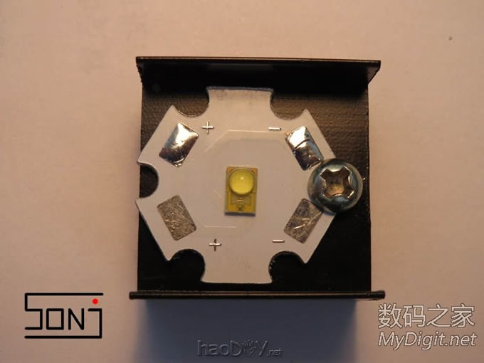 拆解+改造LED红外线人体感应灯,外拖3W飞利浦LED