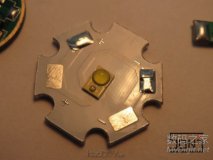 拆解+改造LED红外线人体感应灯,外拖3W飞利浦LED