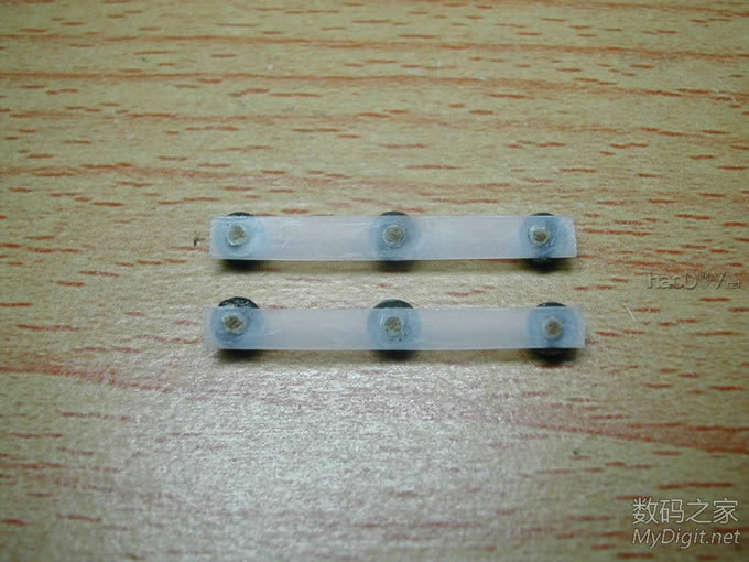 紫光檀木MP3(艾利和N10)和耳机(博士IE2)