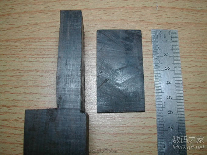 紫光檀木MP3(艾利和N10)和耳机(博士IE2)