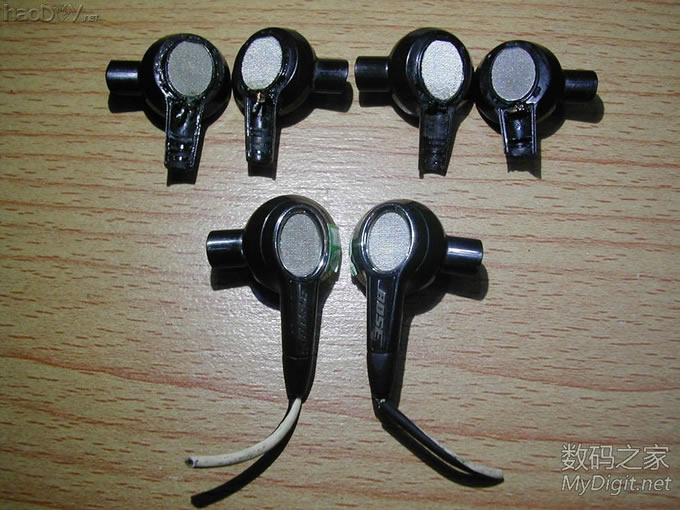 紫光檀木MP3(艾利和N10)和耳机(博士IE2) 紫光檀木MP3(艾利和N10)和耳机(博士IE2)