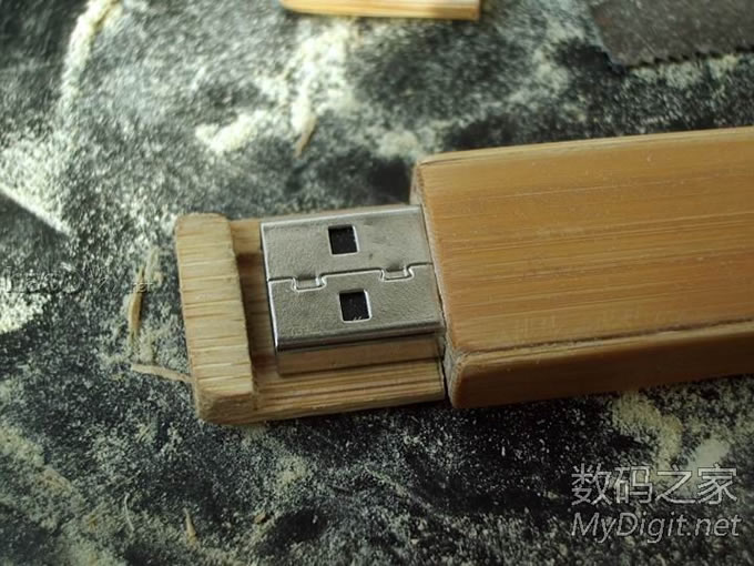 B05 距离 用麻将席做了个U盘,吼吼吼(61楼更新了盖子)