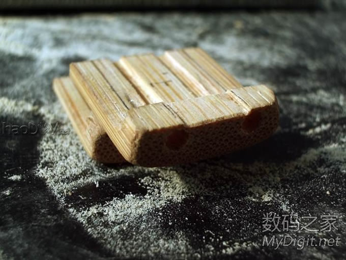 B14 开槽3 用麻将席做了个U盘,吼吼吼(61楼更新了盖子)