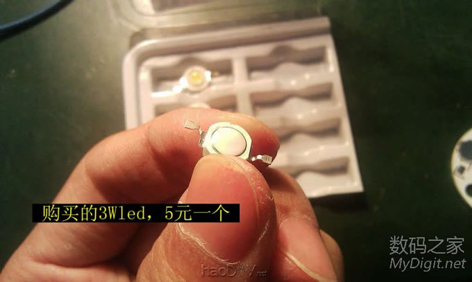 Ըдٽװ綯Ϊ˫3W LED