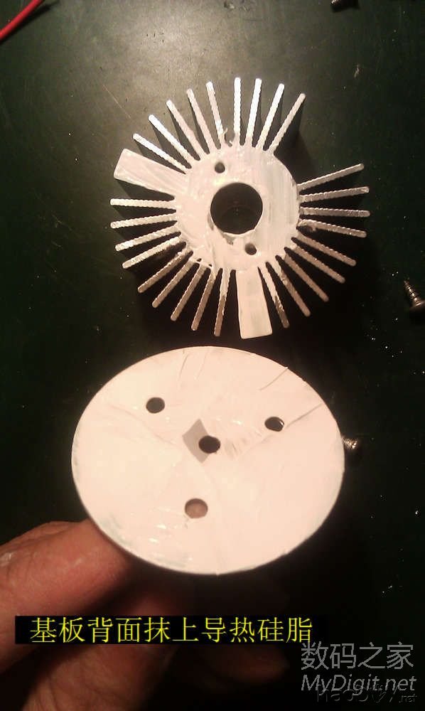 Ըдٽװ綯Ϊ˫3W LED