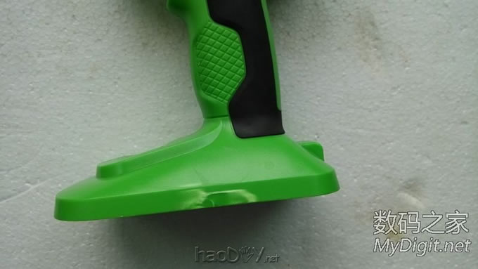 乱弹绿皮28元川崎电钻完工,改造18650供电 乱弹绿皮28元川崎电钻完工,改造18650供电