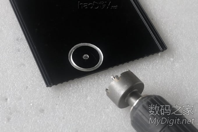 手工打造全金属迷你下载机,手掌大小,实现iPad遥控开机和远程控